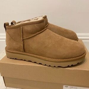 BRAND NEWUGG Classic Ultra Mini Boots!
